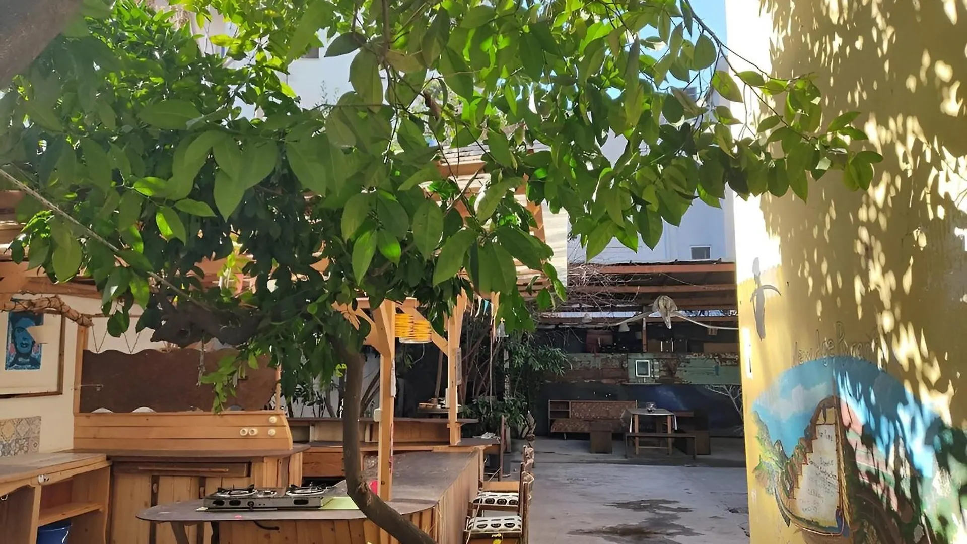 Tirana Backpacker Hostel 0*,  阿尔巴尼亚